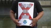 Saat Aktivis Gelar Aksi Tolak Limbah Nuklir Jepang