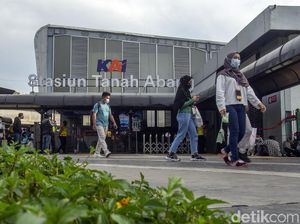 Stasiun Tanah Abang Kian Ramai Jelang Lebaran, Ini Datanya