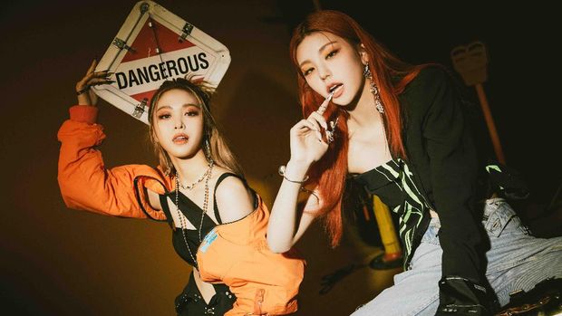 Ryujin dan Yeji ITZY.