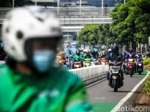 Cekcok Pemotor vs Pesepeda, Kenapa Banyak Pemotor Serobot Jalur Sepeda? Cekcok Pemotor vs Pesepeda, Kenapa Banyak Pemotor Serobot Jalur Sepeda?