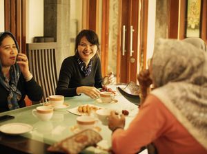 Satgas: Warga Boleh Bukber, Tapi Dilarang Ngobrol