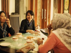 Satgas: Warga Boleh Bukber, Tapi Dilarang Ngobrol