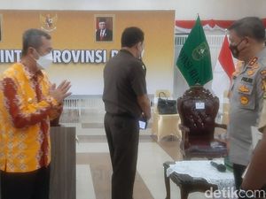 Gubernur Klaim Corona di Riau Naik Akibat Kafe Buka-PPKM Tak Efektif