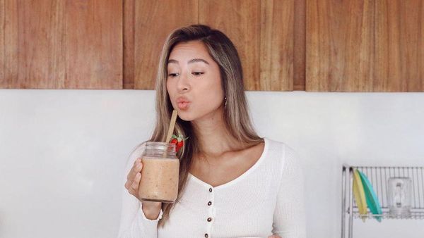 Jennifer Bachdim Hobi Makan Sehat, Doyan Smoothies dan Air Kelapa Muda