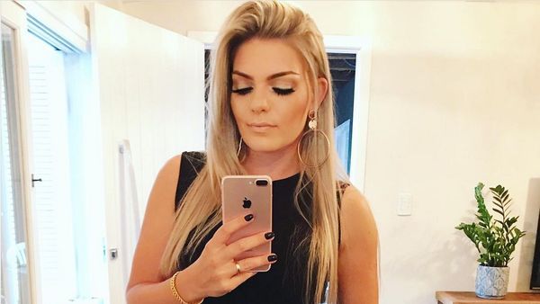 Foto: Model Cantik yang Diduga Bunuh Diri dengan Menembakkan Kepala