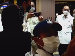 Saat Anies Jadi Fotografer Dadakan Jokowi Bareng Warga di GI