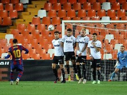 Messi Pergi, Barcelona Puasa Gol Tendangan Bebas