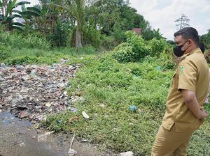Cek Jalan Rusak karena Sampah, Bobby Minta Camat Bersihkan 2 Hari