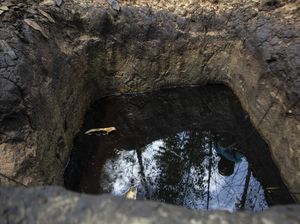 DPR Minta Pemerintah Atur Soal Aktivitas Sumur Minyak Ilegal DPR Minta Pemerintah Atur Soal Aktivitas Sumur Minyak Ilegal