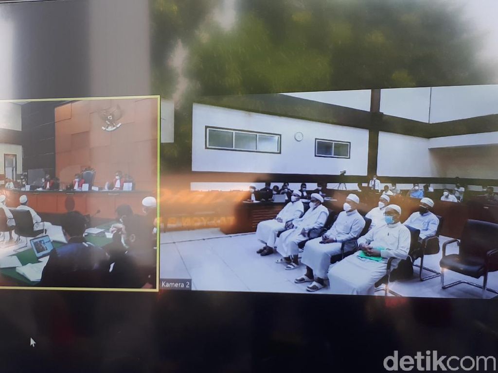 Tangis Ketua Panitia Maulid Nabi Saat Bersaksi Habib Rizieq Tangis Ketua Panitia Maulid Nabi Saat Bersaksi Habib Rizieq