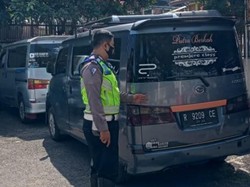 Angkut Pemudik, 5 Travel Gelap Diamankan Polisi di Bandung