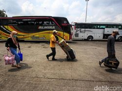 Terminal Kalideres Wajibkan Penumpang AKAP Vaksin COVID-19 Booster