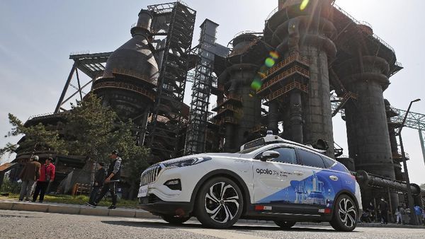 Potret Taksi Tanpa Pengemudi yang Wara-wiri di Jalanan China