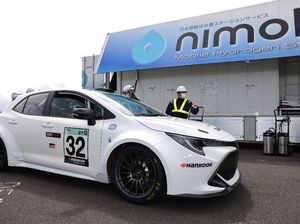 Serasa Mobil BBM, Mesin Toyota Corolla Minum Bahan Bakar Hidrogen