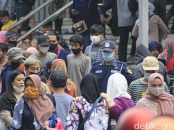 Warga Serbu Pusat Belanja, Satpol PP Bandung Perketat Pengawasan