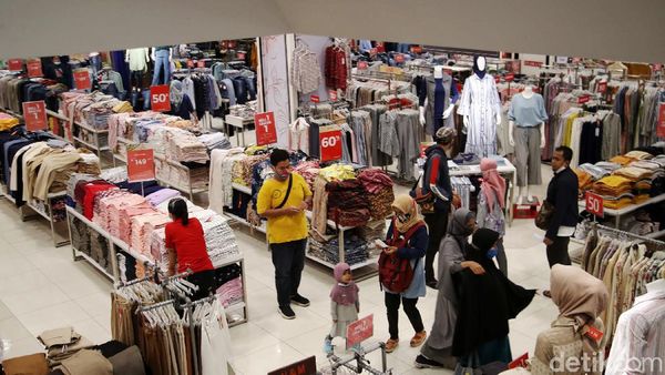 Yuk Bisa Yuk, Borong Baju Lebaran Tapi Tetap Jaga Jarak