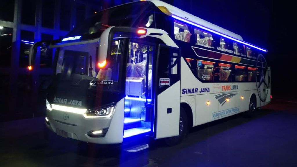 Potret Sleeper Bus Terbaru PO Sinar Jaya yang Pakai Sasis Mercy