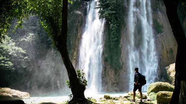 3 Rekomendasi Curug Cantik Buat Ngabuburit di Jawa Barat, Mirip Lukisan Ilahi