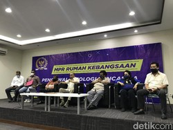 Freddy Numberi-Lenis Kogoya Minta Status Teroris KKB Papua Dikaji Ulang