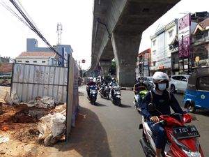 Usai Kapten Tendean, Galian Manhole Dilanjut di Jl Wolter Monginsidi Jaksel Usai Kapten Tendean, Galian Manhole Dilanjut di Jl Wolter Monginsidi Jaksel