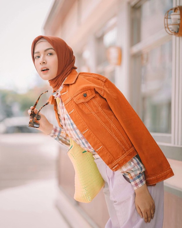 Ide OOTD Lebaran 2021/sumber: www.instagram.com/bellattamimi/ Ide outfit selebgram yang cocok dipakai saat lebaran.