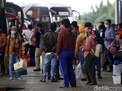 COVID-19 Diprediksi Melonjak 30-80 Persen Usai Lebaran, Ini Antisipasi Menkes