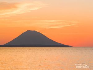 Ide Ngabuburit: Menikmati Sunset di Boulevard Manado