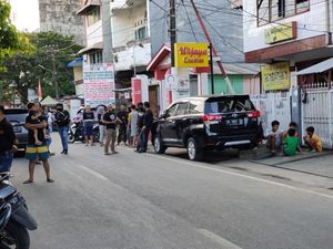 Densus Tangkap 3 Eks Petinggi FPI Makassar Terkait Kasus Munarman Densus Tangkap 3 Eks Petinggi FPI Makassar Terkait Kasus Munarman