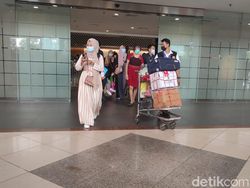 Jelang Masa Larangan Mudik, Penumpang di Bandara Juanda Mulai Ramai