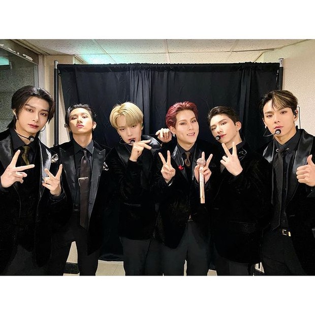 Potret anggota lengkap Monsta X Potret anggota lengkap Monsta X (foto: instagram.com/official_monsta_x)