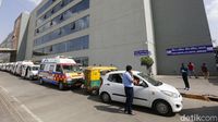Potret Antrean Ambulans Pasien Corona di India