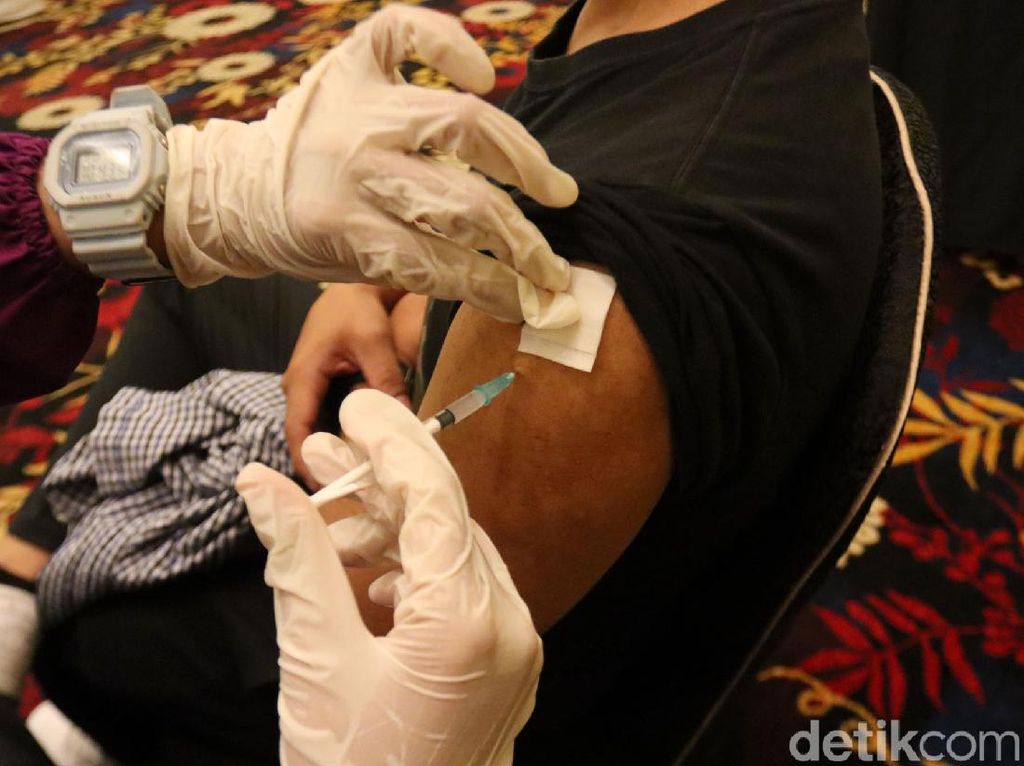 Blue Bird-Polsek Bandung Kidul Gelar Vaksin Booster, Ini Syaratnya