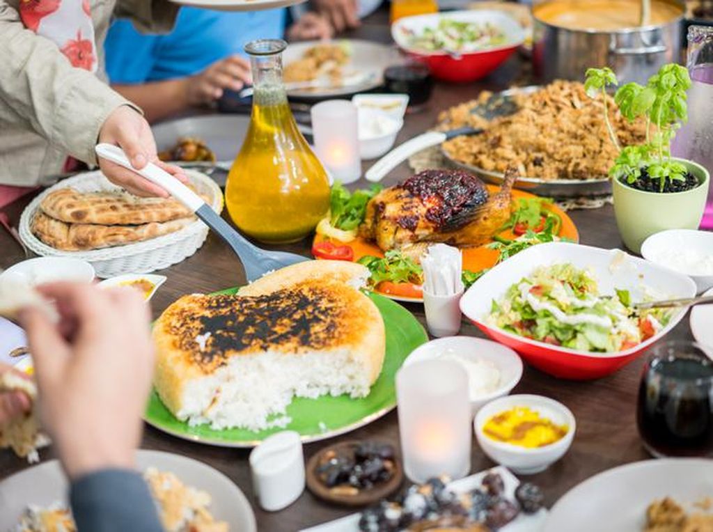 Bukber Tak Boleh Ngobrol Ini Tanggapan Hotel Bukber Tak Boleh Ngobrol Ini Tanggapan Hotel