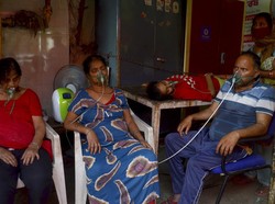 Malaysia Pulangkan Warganya dari India, Siswi SMP Tembak 3 Orang di AS