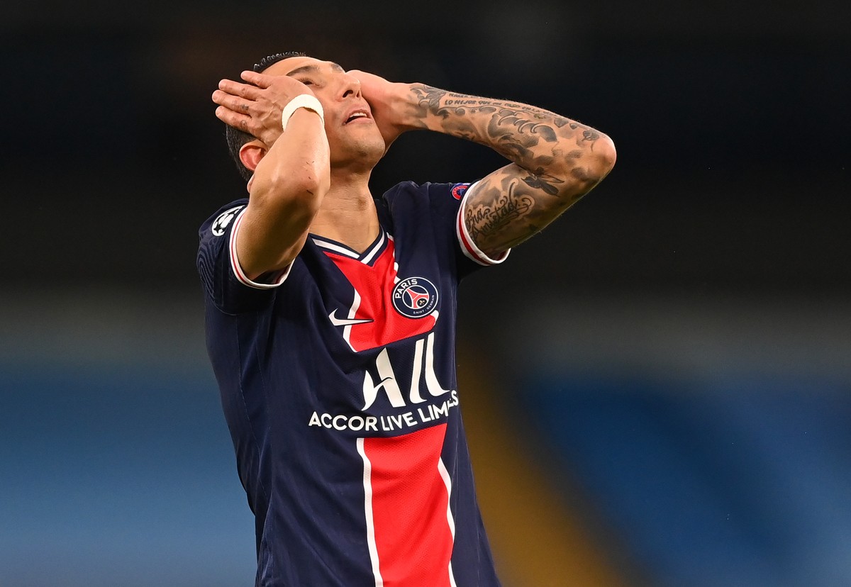 Komentator Ini Disebut Rasis Saat Angel Di Maria Dikartu Merah (Laurence Griffiths/Getty Images)