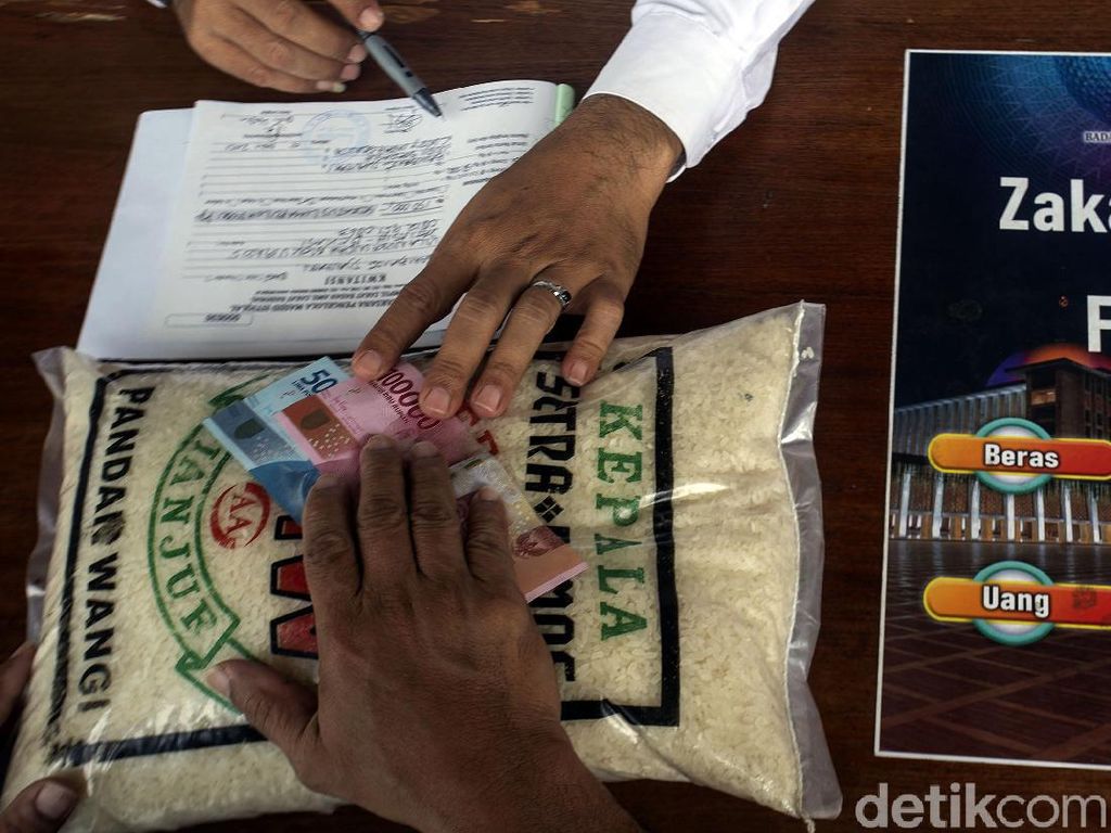 Besaran Zakat Fitrah Beras dan Uang, Cek Perbedaan Ketentuan per Daerah Besaran Zakat Fitrah Beras dan Uang, Cek Perbedaan Ketentuan per Daerah