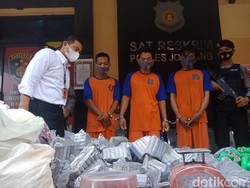 Bubuk Petasan Ada yang Dijual via Online, Penjualnya di Jombang Diringkus