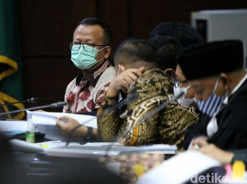 Momen Edhy Prabowo Jalani Sidang Lanjutan Korupsi Ekspor Benur