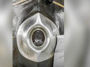 Hajar Aswad dan Sunah Menciumnya