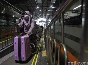 H-1 Larangan Mudik, Stasiun Yogyakarta Terpantau Ramai
