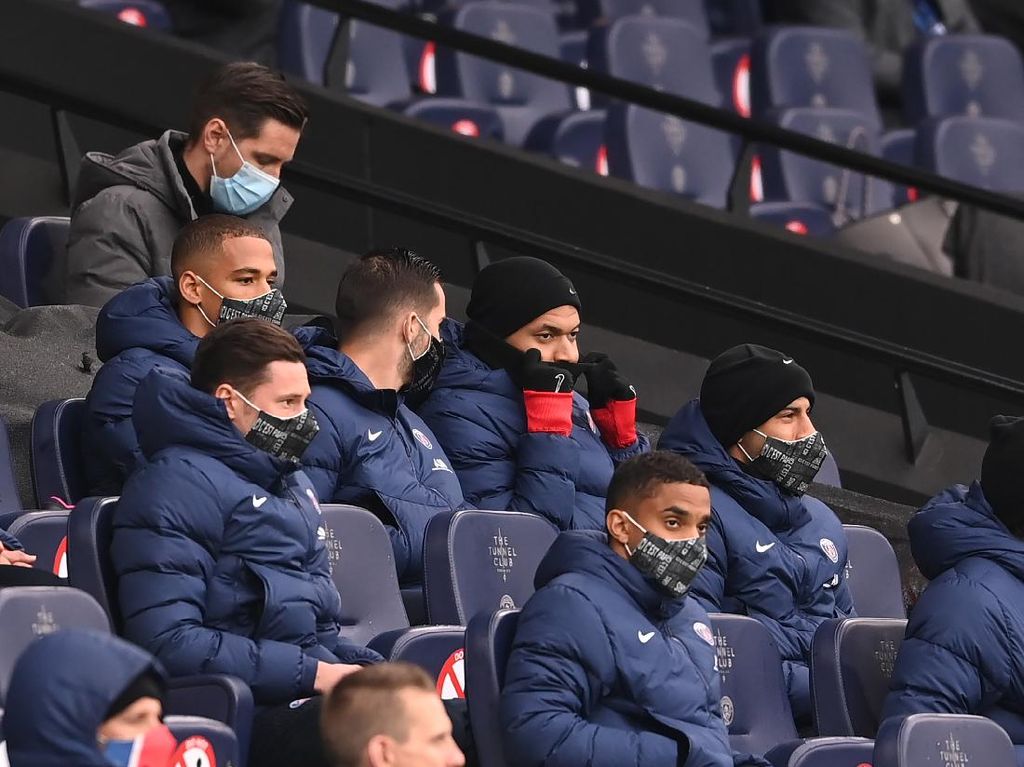 PSG Kalah Bukan Gara-gara Mbappe Absen PSG Kalah Bukan Gara-gara Mbappe Absen