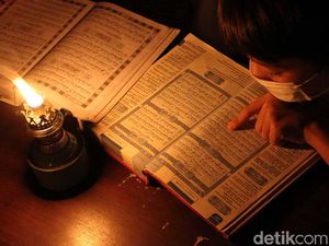 Fenomena Kapilaritas: Rumus dan Contohnya dalam Kehidupan Fenomena Kapilaritas: Rumus dan Contohnya dalam Kehidupan