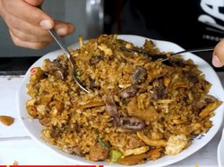 Kenapa Pedagang Nasgor Banyak dari Jawa? Ini Alasannya