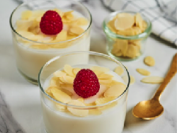 Resep Puding Kelapa Vanila yang Creamy Gurih untuk Takjil