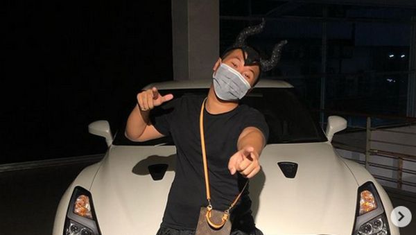 Gaya Mewah Crazy Rich yang Viral Keliling Rumah Pakai Ojol