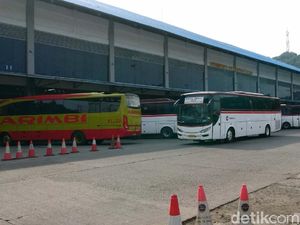 Kondisi Pelabuhan Merak Masih Sepi Jelang Larangan Mudik
