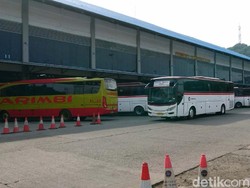 Kondisi Pelabuhan Merak Masih Sepi Jelang Larangan Mudik