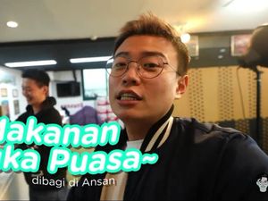 Aksi Mulia YouTuber Korea Bagikan Takjil untuk Muslim Indonesia di Ansan Aksi Mulia YouTuber Korea Bagikan Takjil untuk Muslim Indonesia di Ansan