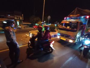 Mudik Resmi Dilarang, Begini Penyekatan di Jalur Pantura Cirebon