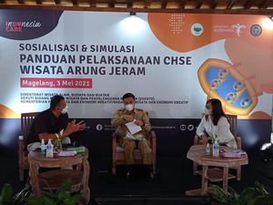 Kemenparekraf Ingatkan Lagi Protokol Kesehatan di Wisata Arung Jeram Kemenparekraf Ingatkan Lagi Protokol Kesehatan di Wisata Arung Jeram